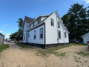 331 S Main St in Shawano, WI - Building Photo - Building Photo