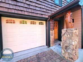 Creekside Villas in Boone, NC - Building Photo - Interior Photo