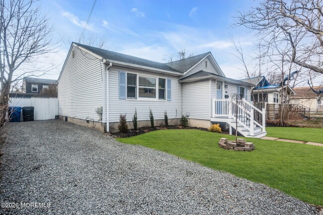 119 Ocean Ave in Middletown, NJ - Building Photo - Building Photo