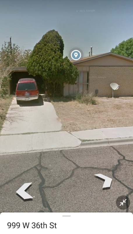 property at 912 W 36th St