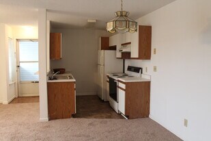 2225 Huntingdon Dr, Unit Southbridge Subdivision in Myrtle Beach, SC - Building Photo