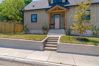 315 Tilden St in San Antonio, TX - Building Photo - Building Photo