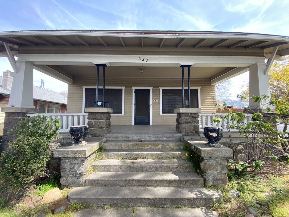 627 Prospect Ave in Lewiston, ID - Building Photo