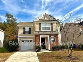 2422 Quarry Ridge Ln in Raleigh, NC - Building Photo