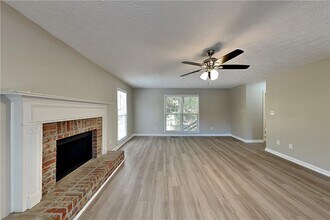 3 Maplelake Dr in Acworth, GA - Building Photo - Building Photo