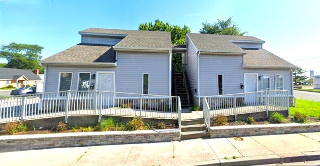 property at 209 Monticello Ave