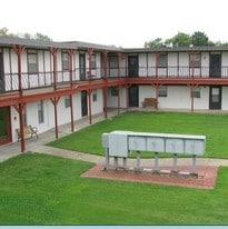 Paramount Place Apartments