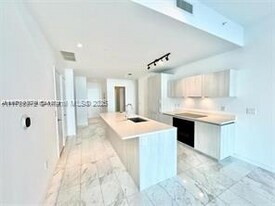 480 NE 31st St in Miami, FL - Building Photo
