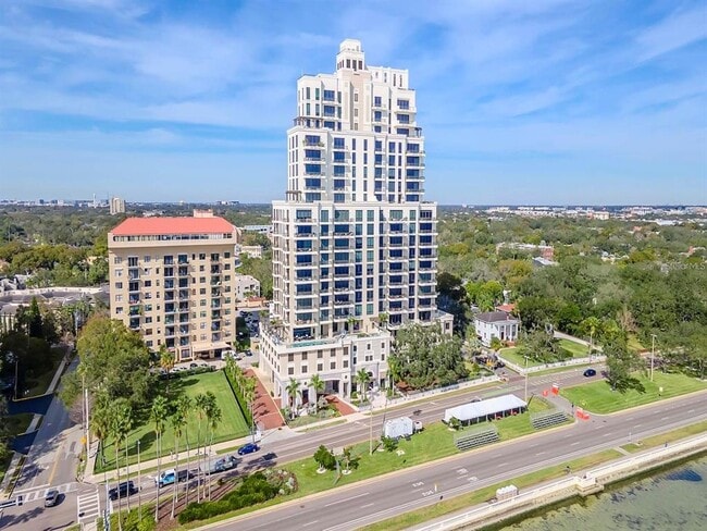 property at 2103 Bayshore Blvd