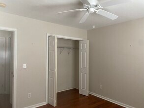 1040 Bridgeport Way in Leland, NC - Building Photo - Building Photo