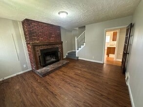 1010 Lakeview Ave in St. Louis, MO - Building Photo - Building Photo