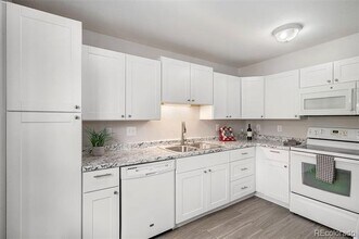 3373 S Alcott St in Englewood, CO - Building Photo - Building Photo