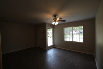 3715 Driftwood Ln in Tyler, TX - Building Photo - Building Photo