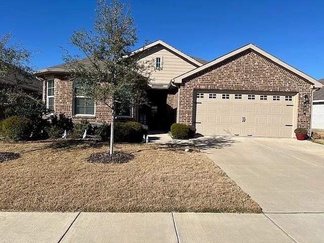 728 Trinity Pk Trl in Alvarado, TX - Building Photo