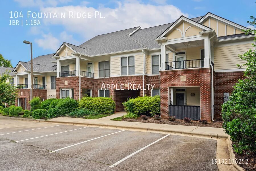104 Fountain Ridge Pl in Holly Springs, NC - Building Photo