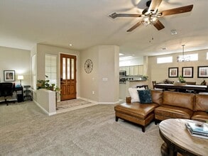 116 Running Water St in Georgetown, TX - Foto de edificio - Building Photo