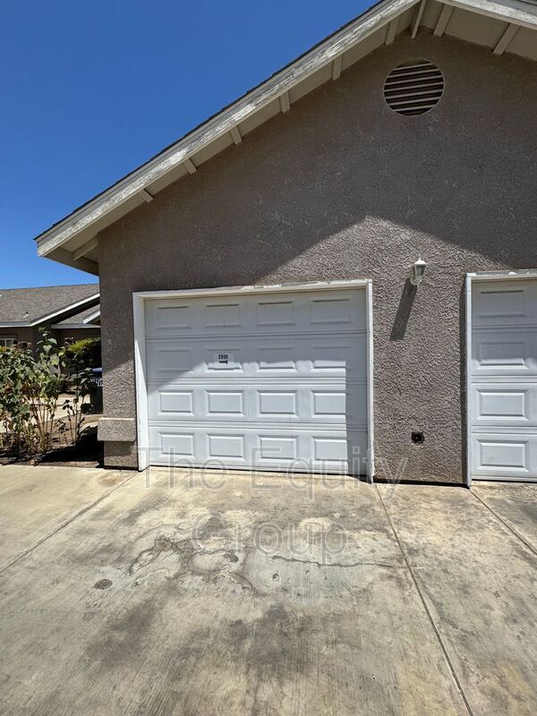 2930 S Sallee St in Visalia, CA - Building Photo - Building Photo