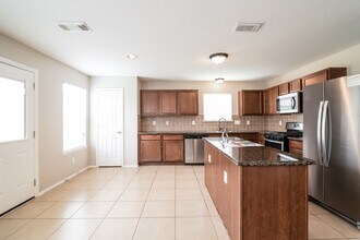 20726 Desert Shadows Ln in Cypress, TX - Building Photo - Building Photo