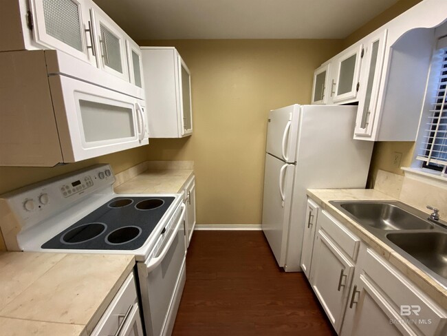 36 Summer Oaks Dr in Daphne, AL - Building Photo - Building Photo