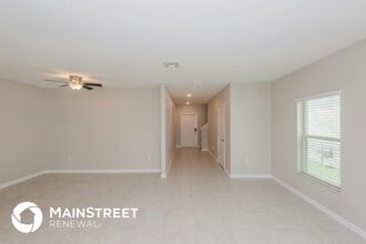 5227 White Chicory Dr in Apollo Beach, FL - Building Photo - Building Photo