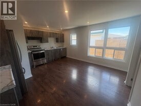 427 Talbot St in Hamilton, ON - Building Photo