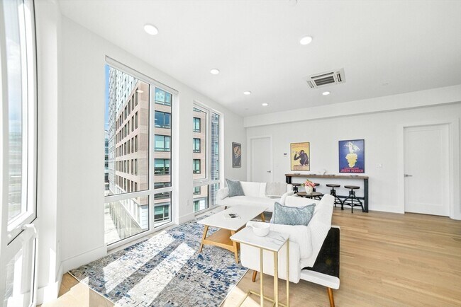 38 Hichborn St in Boston, MA - Building Photo - Building Photo