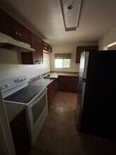 1015 W Commercial Ave in El Centro, CA - Building Photo - Building Photo