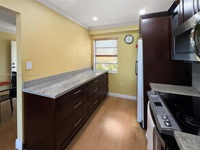 4525 W 20th Ave in Hialeah, FL - Building Photo - Building Photo