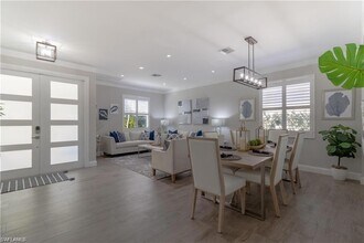 5544 Lago Villaggio Way in Naples, FL - Building Photo - Building Photo