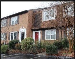 911 Nottingham Dr in Gastonia, NC - Building Photo