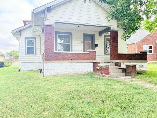 property at 1428 Silver St