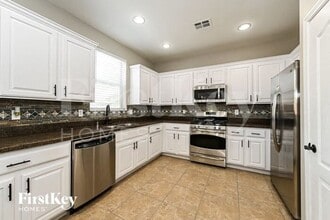 7178 Picton Ave in Las Vegas, NV - Building Photo - Building Photo