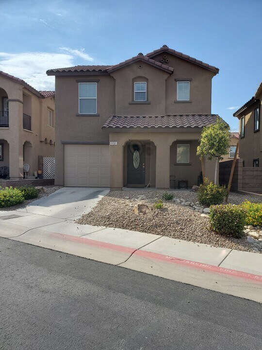 1151 Safari Creek Dr in Henderson, NV - Building Photo