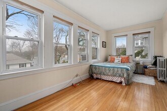 67 Westchester Rd in Newton, MA - Building Photo - Building Photo