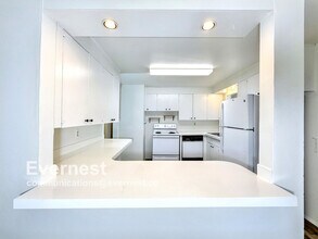 820 NE 120th St in Seattle, WA - Building Photo - Building Photo
