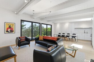 74 Midcrest Way in San Francisco, CA - Building Photo - Building Photo