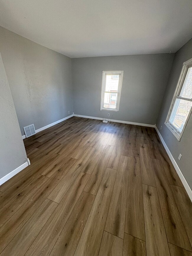 726 Denver St in Waterloo, IA - Building Photo - Building Photo