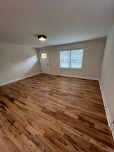 203 Apache Dr in Nashville, NC - Foto de edificio - Building Photo
