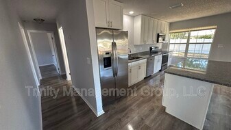 4 Spring Ln Way in Ocala, FL - Building Photo