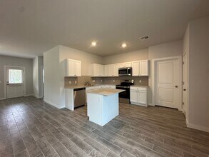 16811 Jigsaw Jct in Oklahoma City, OK - Building Photo - Building Photo