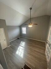 405 Harrison St, Unit 2 in Lynchburg, VA - Foto de edificio - Building Photo