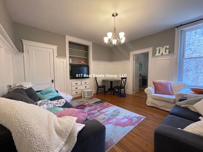 property at 1122 Commonwealth Ave