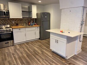 373-375-375 3rd St in Jersey City, NJ - Building Photo - Building Photo