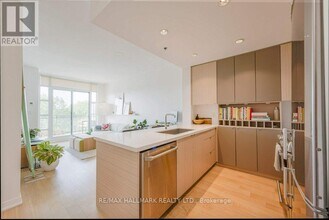 88 Colgate Ave in Toronto, ON - Building Photo - Building Photo