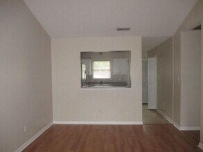 112 Live Oak Ct in Jacksonville, NC - Building Photo - Building Photo