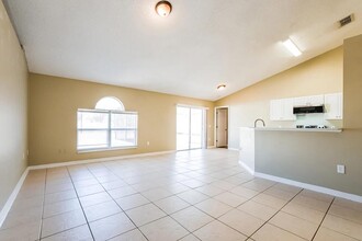 2534 E Juliet Dr in Deltona, FL - Building Photo - Building Photo