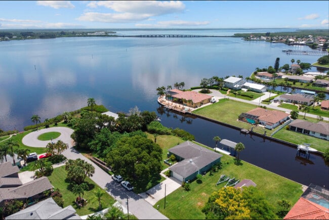5058 Ackley Terrace in Port Charlotte, FL - Building Photo - Building Photo