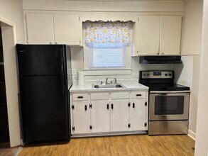 311 Monroe St in Roanoke Rapids, NC - Building Photo - Building Photo