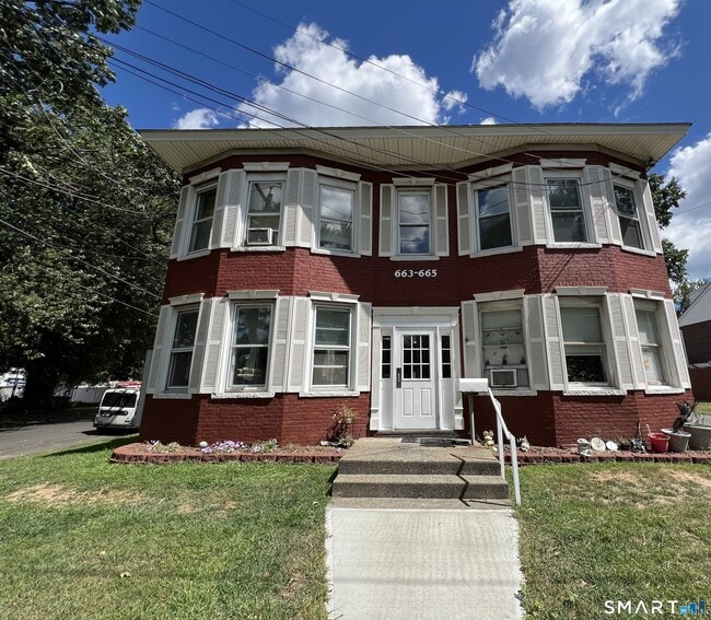 property at 663 Naugatuck Ave
