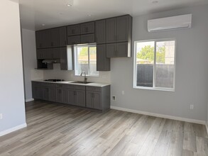 5347 Cogswell Rd in El Monte, CA - Building Photo - Building Photo